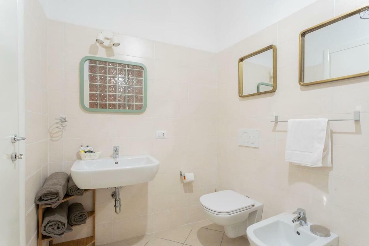 Romantic Pier By Rent All Como Carate Urio المظهر الخارجي الصورة
